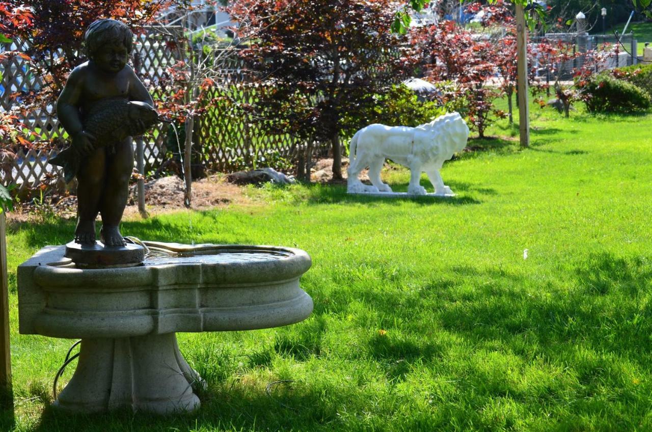 The Drake Inn Hampton Bays Bagian luar foto